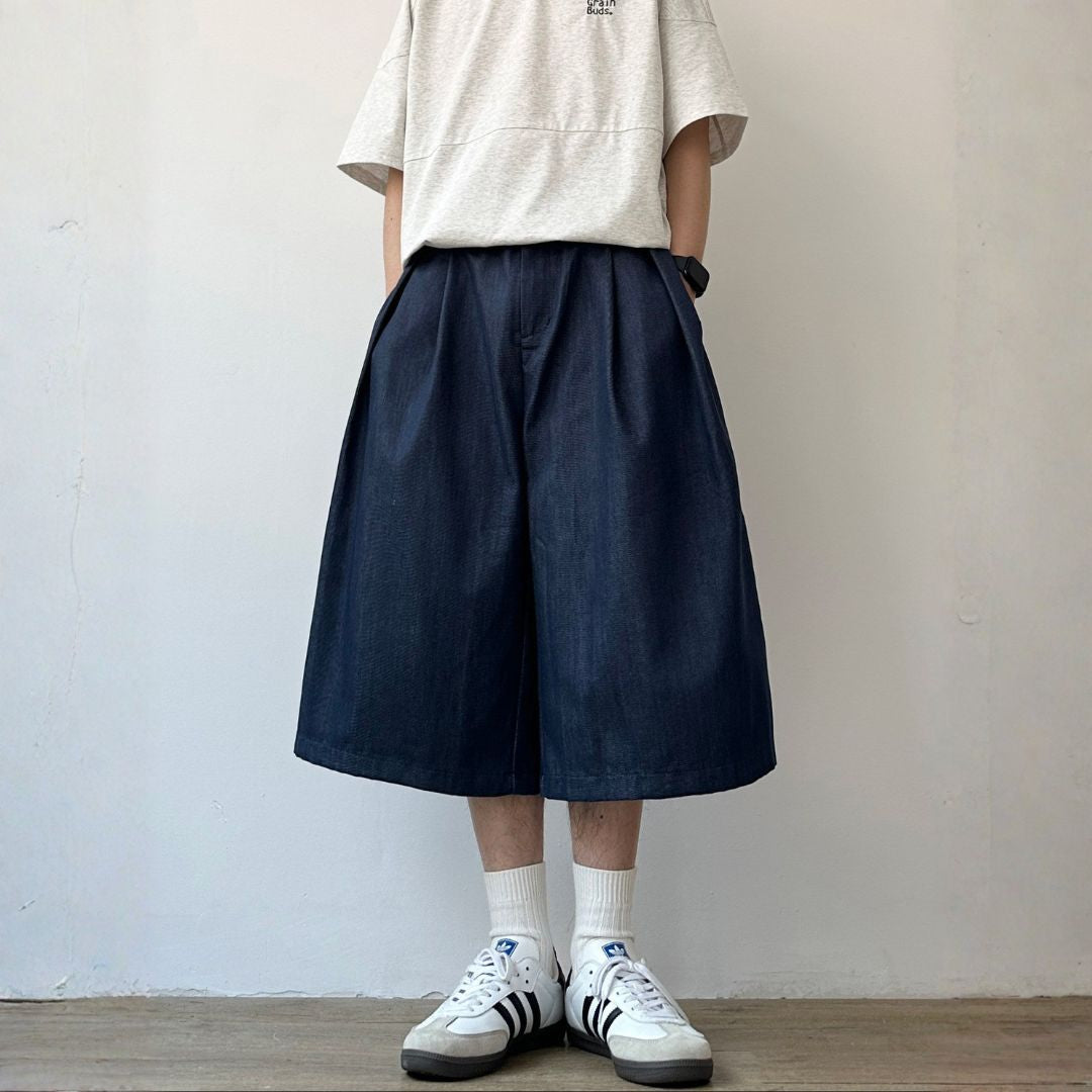 Wide Silhouette Tuck Short Pants N1088