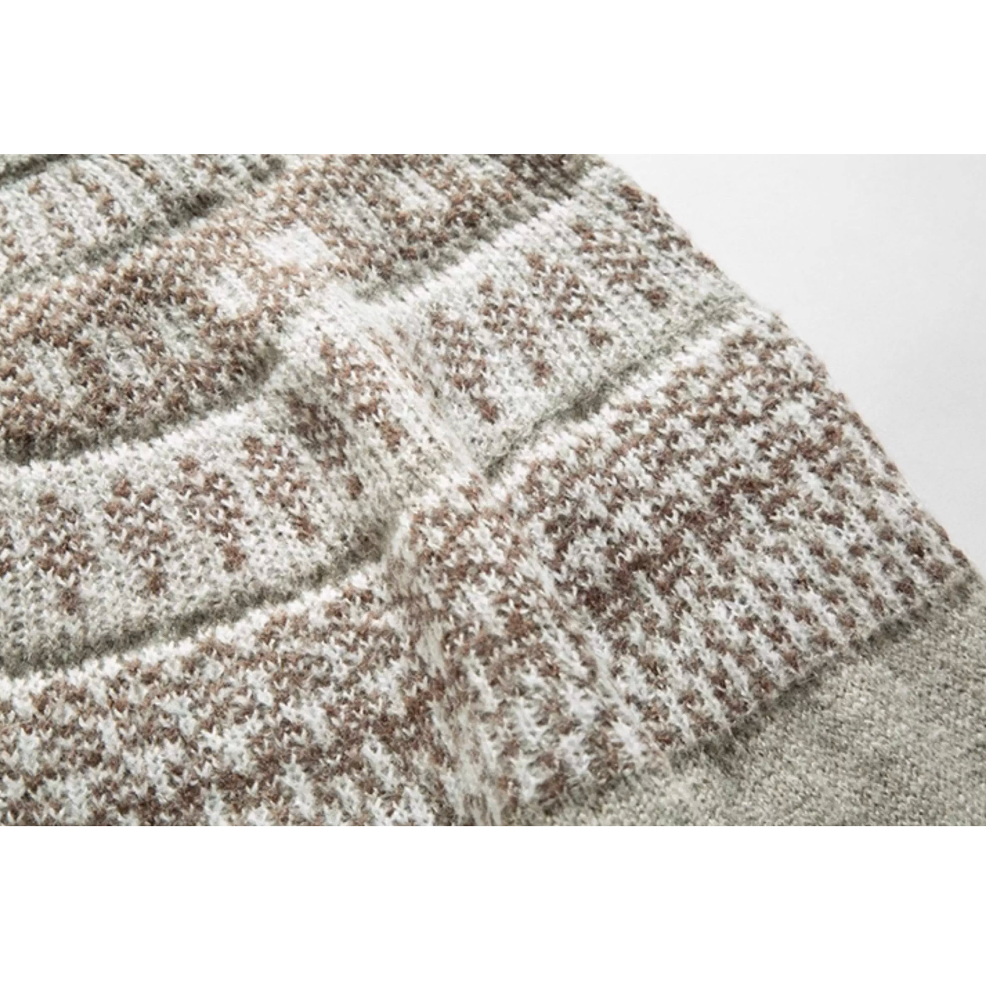 Nordic Pattern Round Sweater N1002