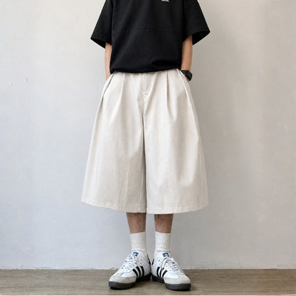Wide Silhouette Tuck Short Pants N1088