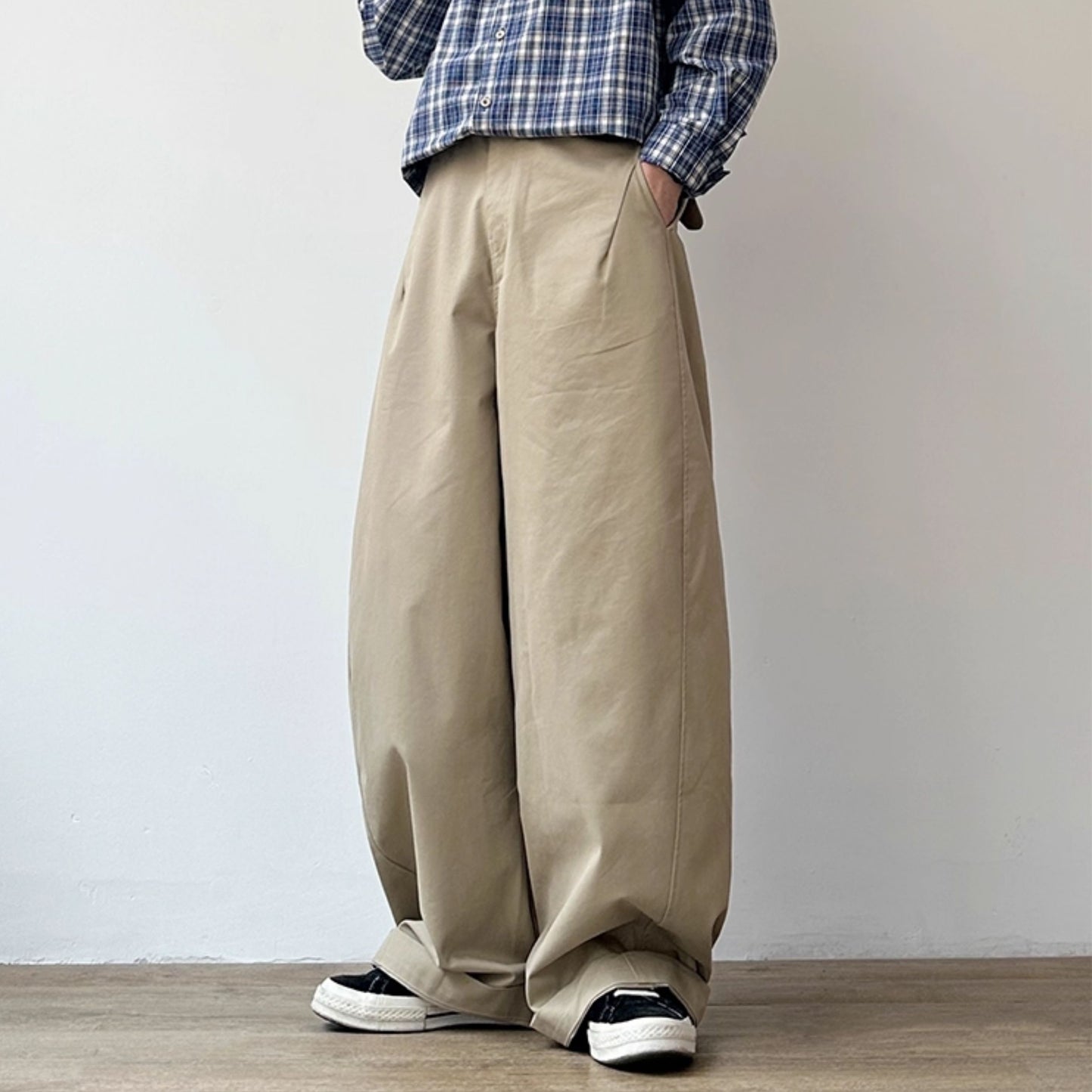 Balloon Silhouette Wide Pants N0974