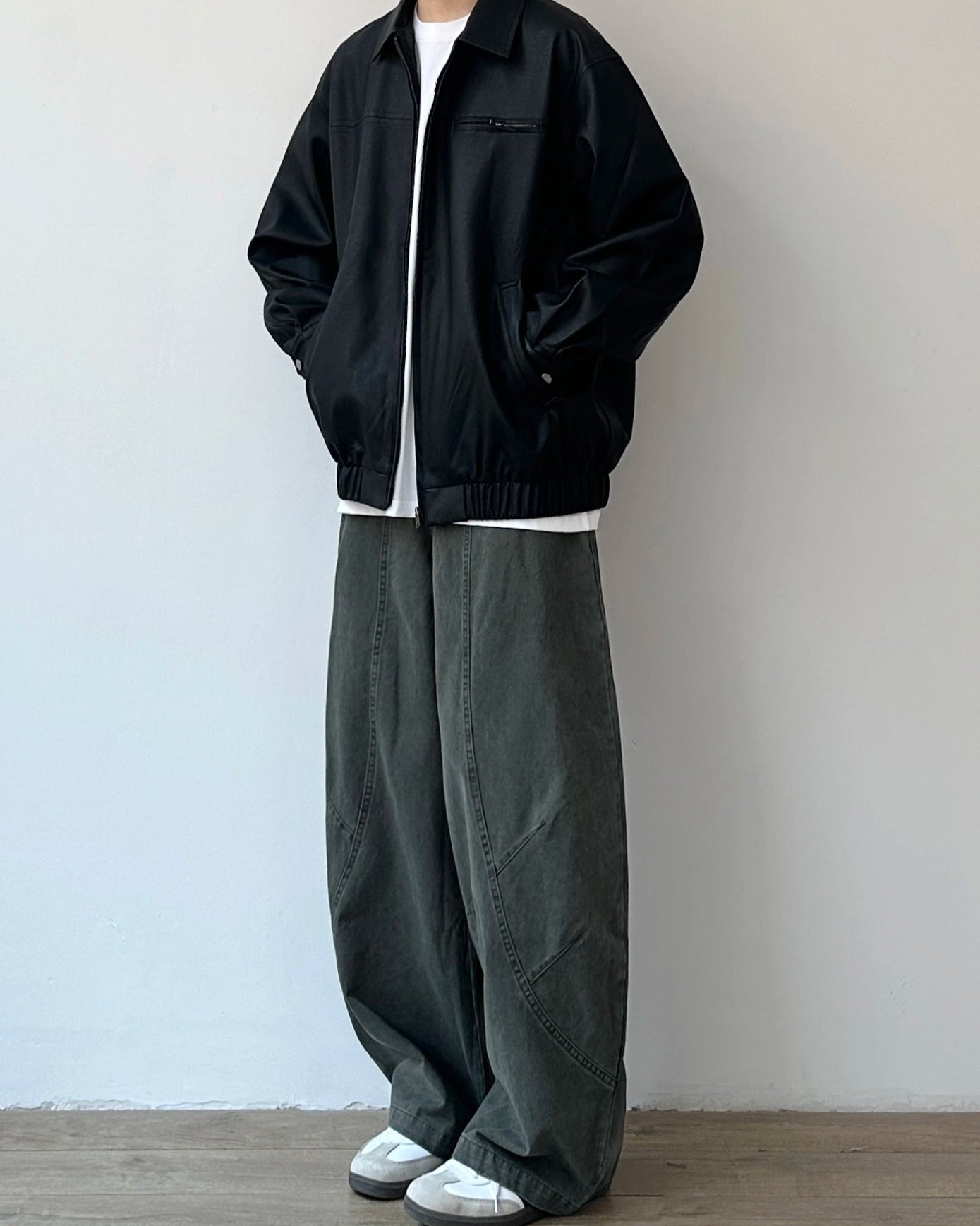 Volume Wide Silhouette Pants N0915