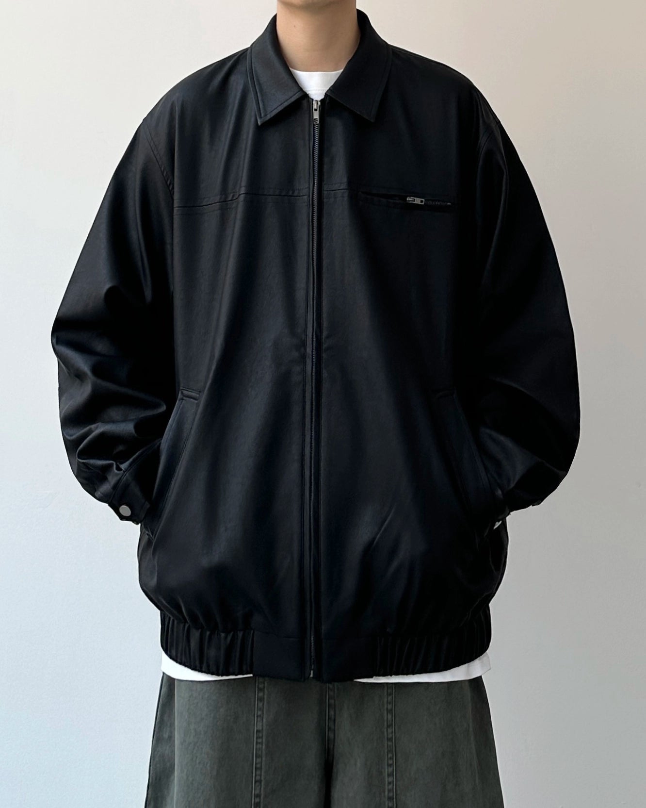 Minimal Silhouette Zip Jacket N0920