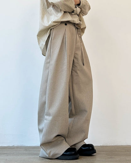 Wide Silhouette Tuck Pants N0896