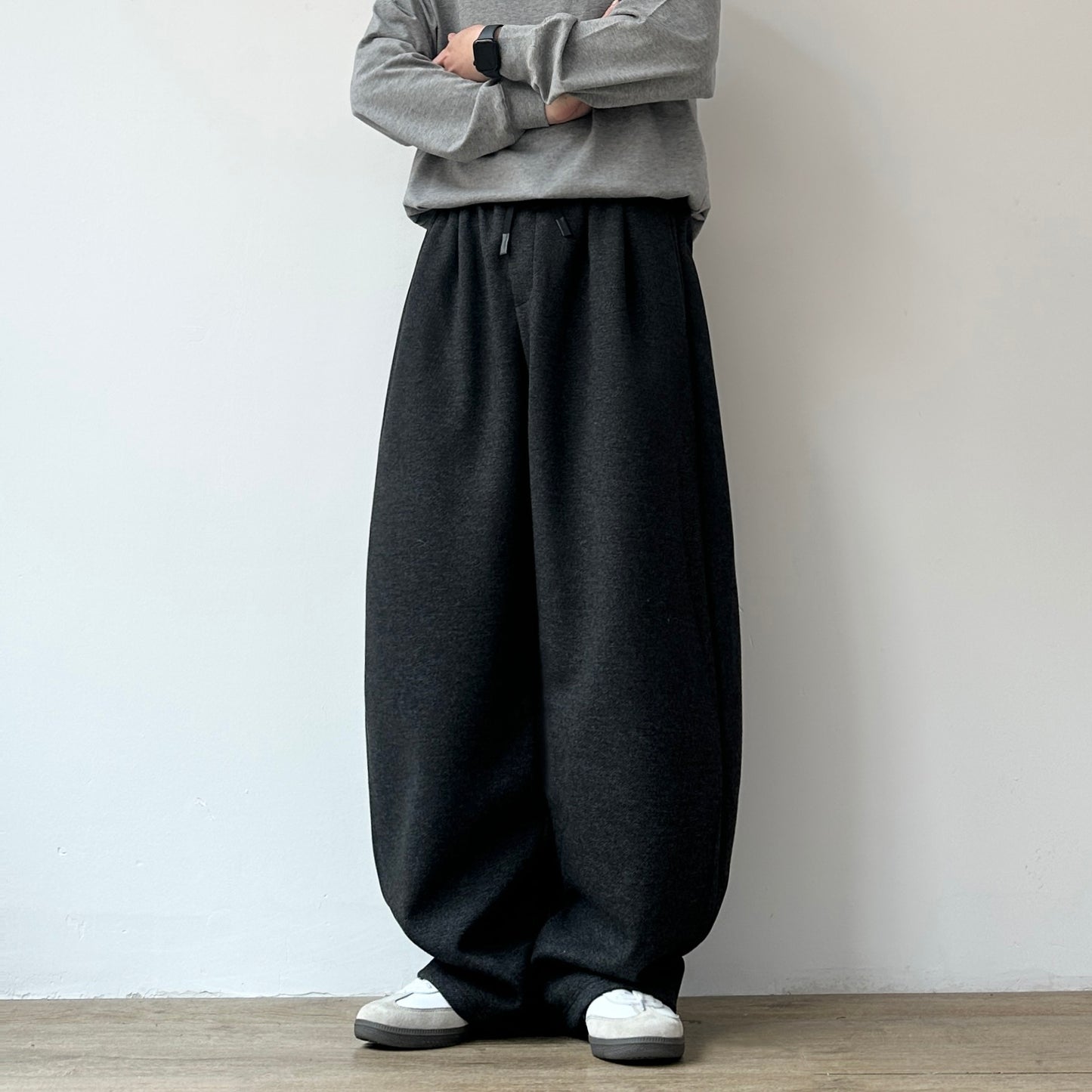 Volume Wide Silhouette Sweat Pants N0989