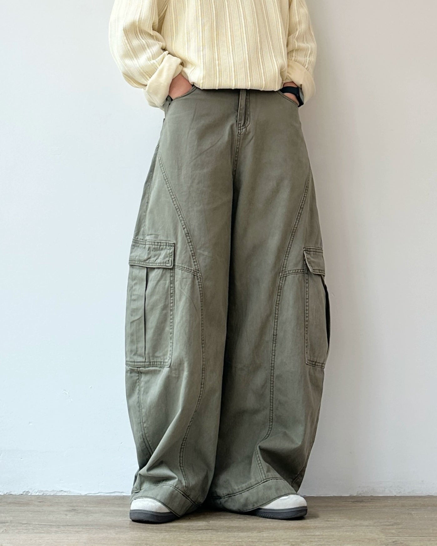 Retro Deconstructed Wide-Leg Pants N0872