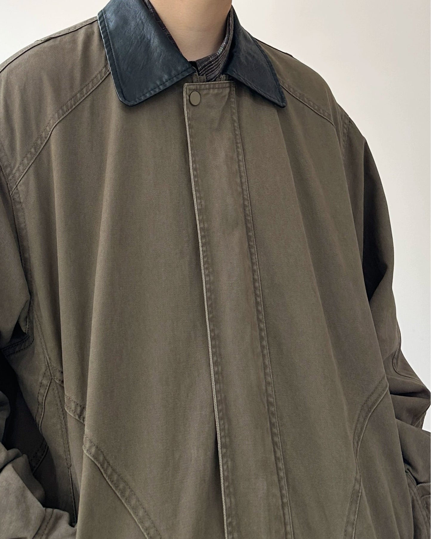 Dark Color Contrast Jacket N0928