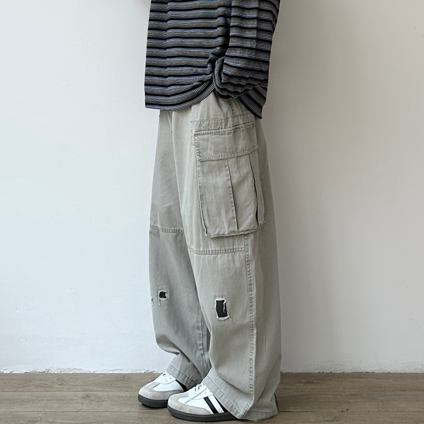 Vintage Damage Wide Cargo Pants N0949