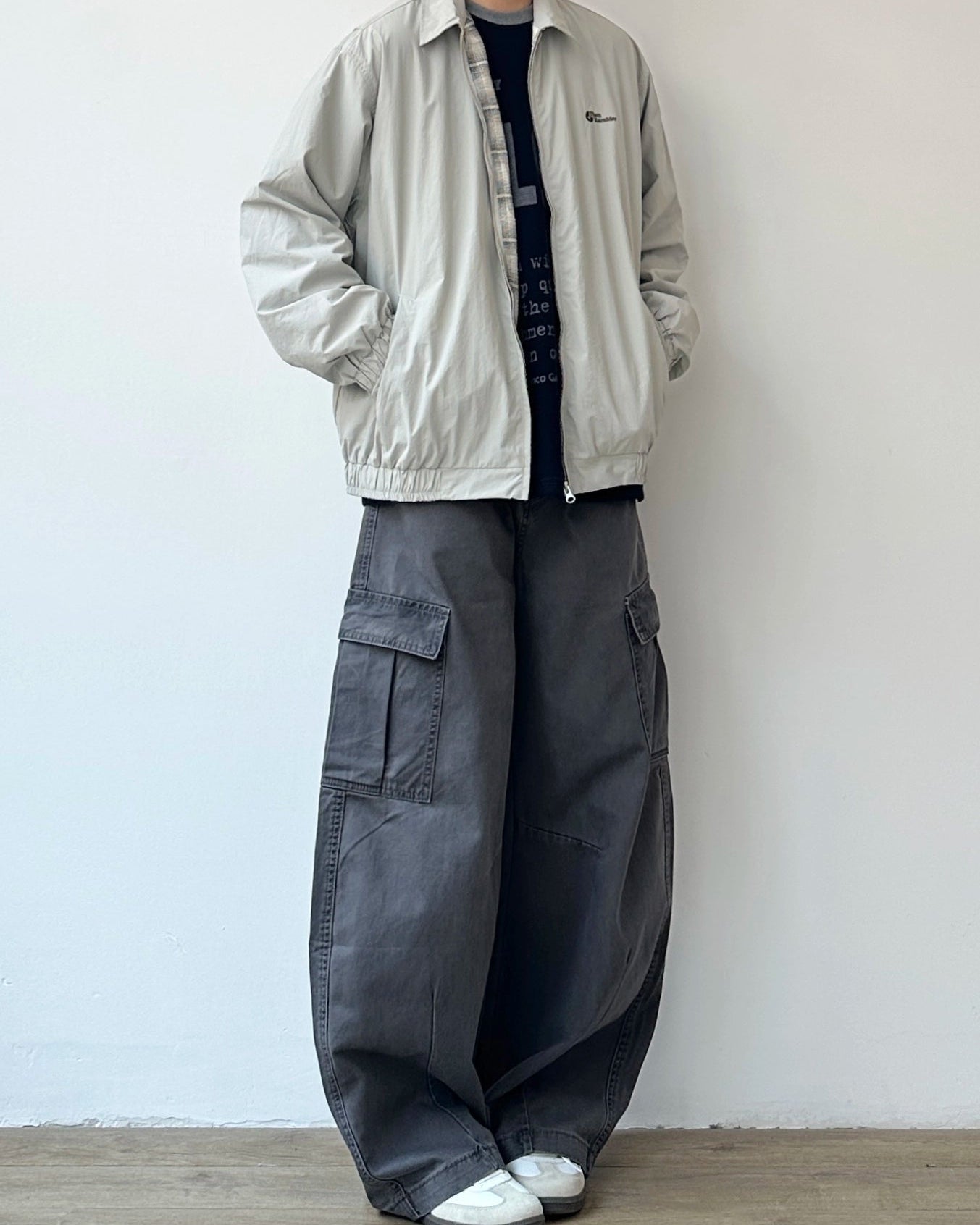 Wide Cargo Loose Fit Pants N0945