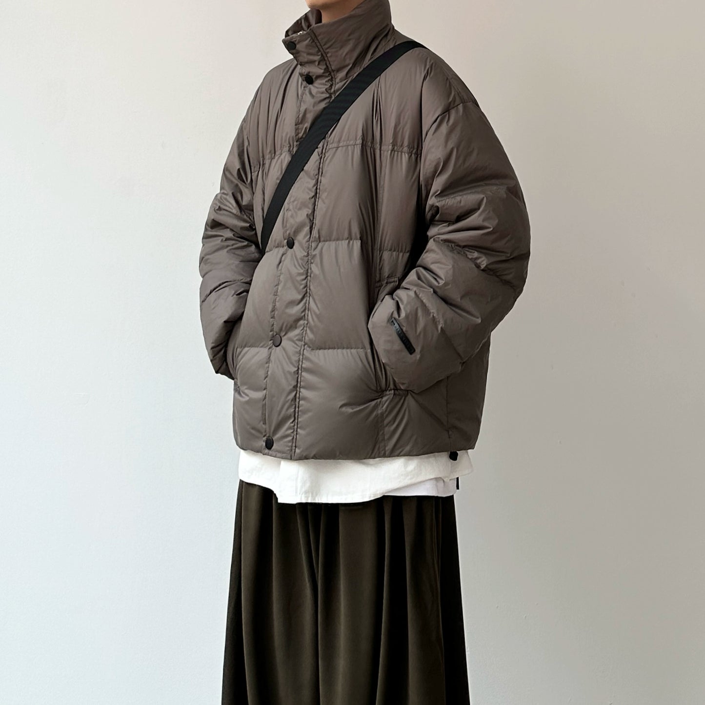 Volume Short Stand Collar Down Jacket N0959