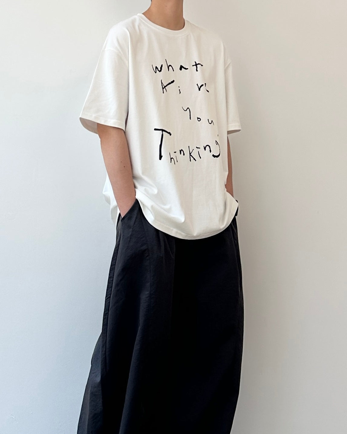 Hand-Drawn Letter Print T-shirt N0794