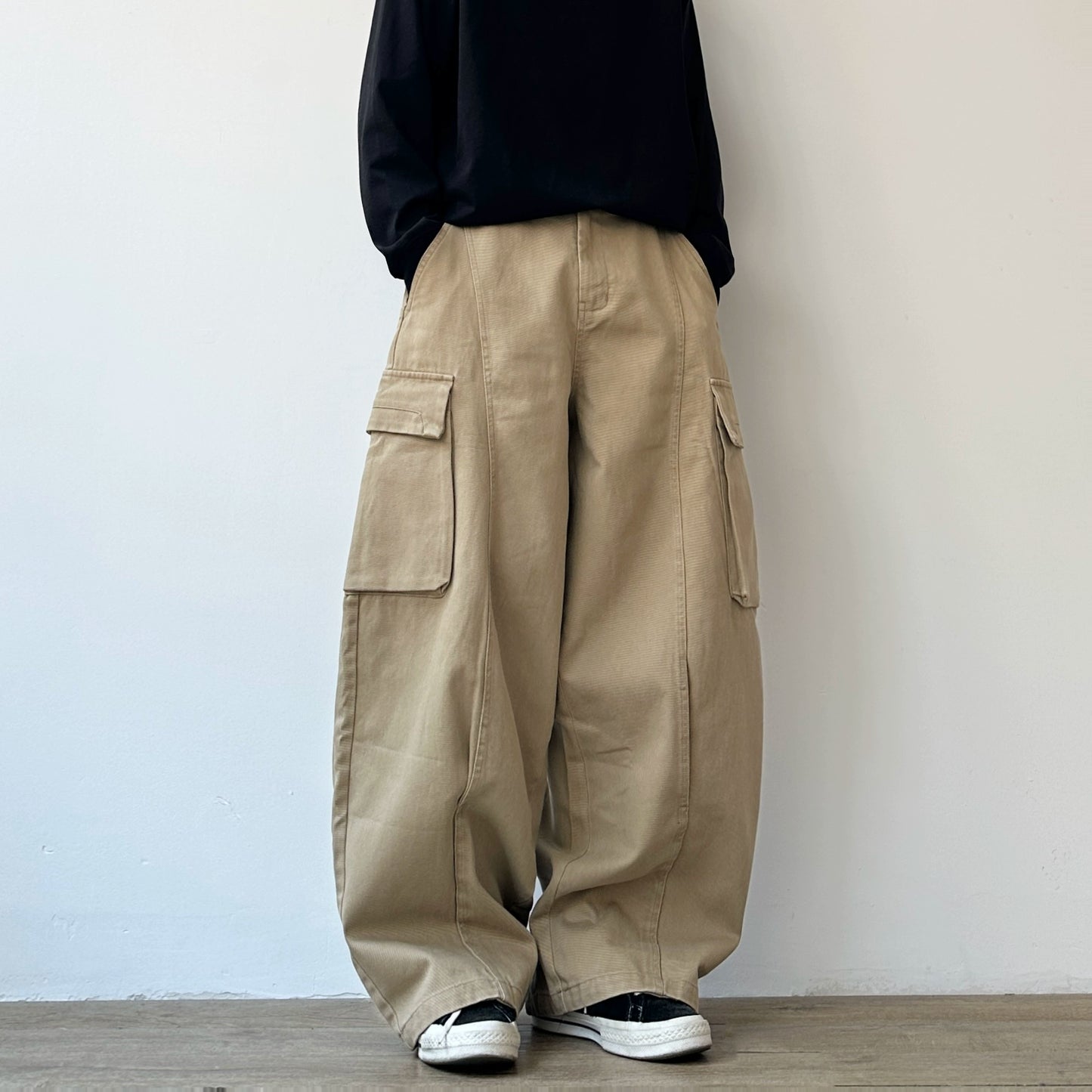 Wide Loose Silhouette Cargo Pants N0988