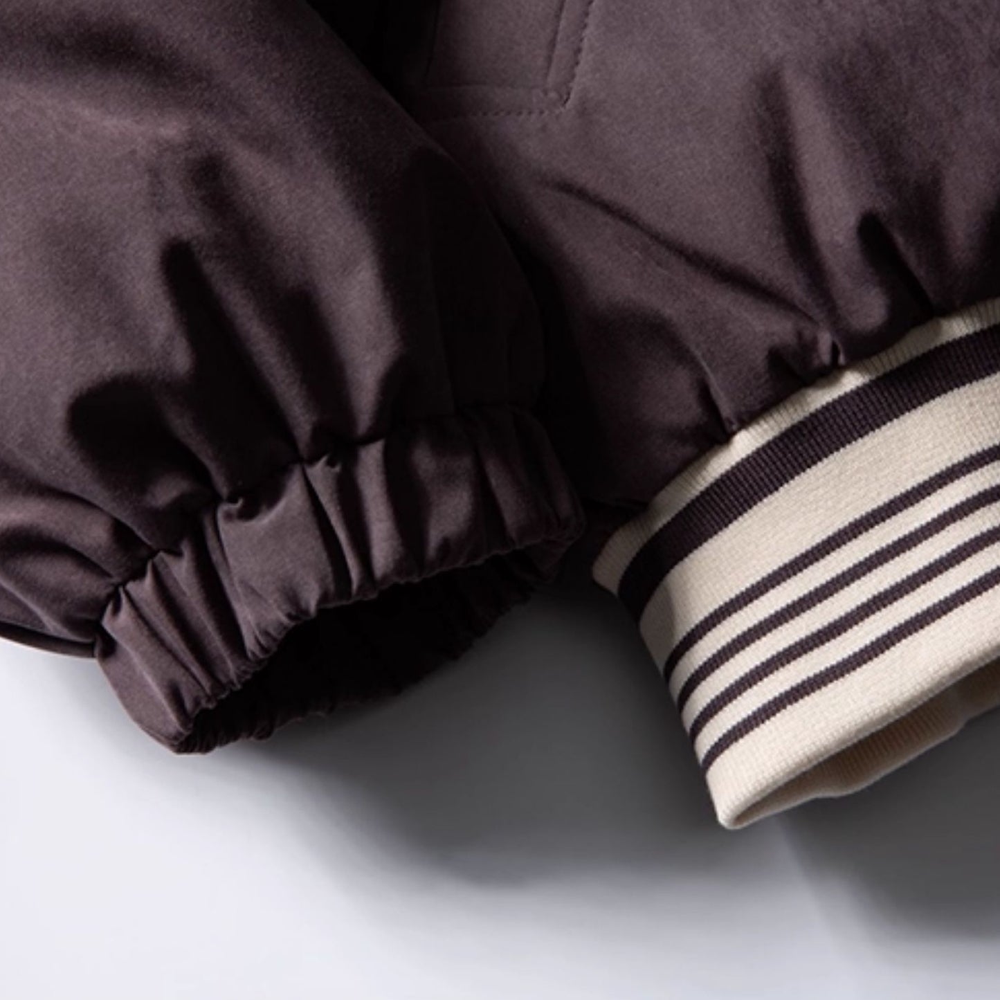 Volume Silhouette Stand Collar Outer N0978