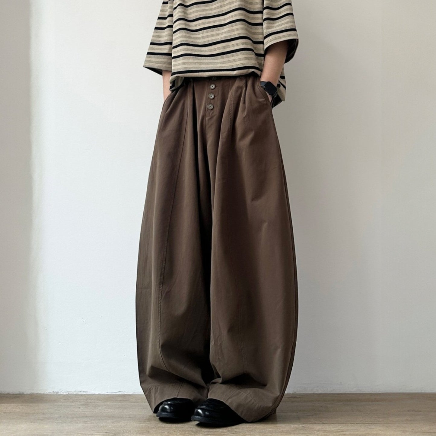 Tuck Silhouette Wide Pants N1080