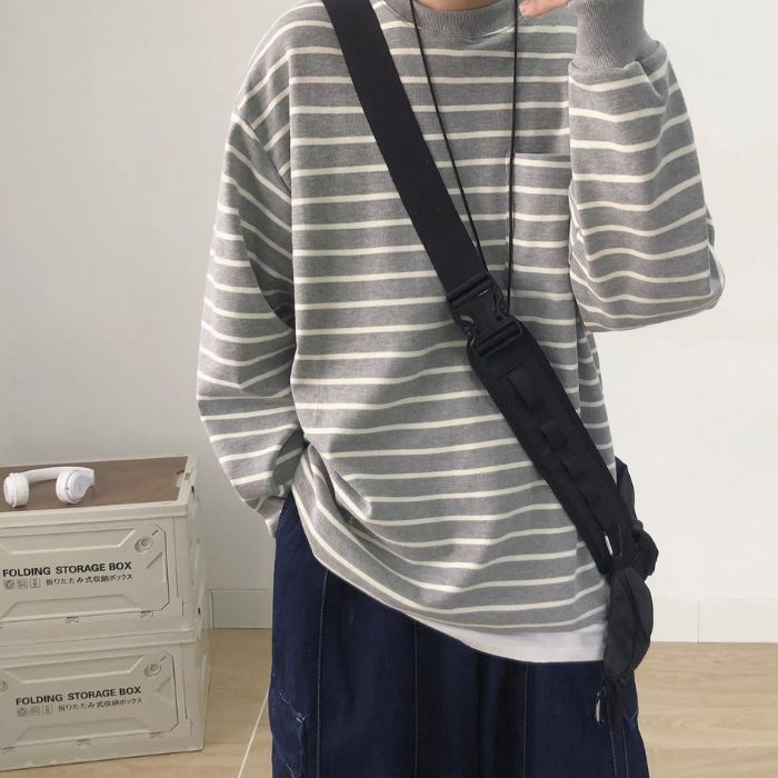 Striped Round Neck Sweatshirt N0450