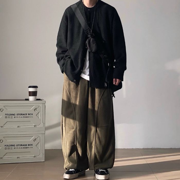 Round Neck Loose Knitted Sweater N0523